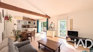 Appartement à Saint-Saturnin-lès-Avignon (84450)