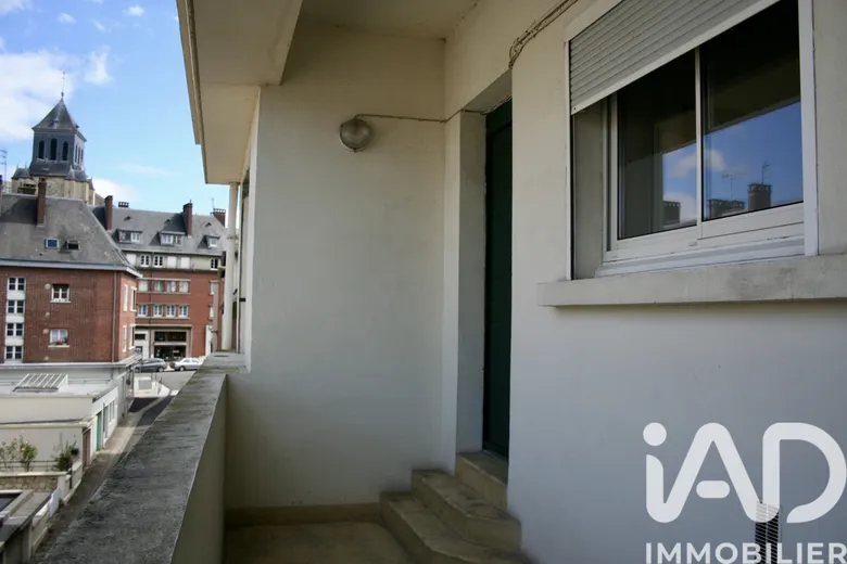 Appartement 2 pièces 47 m² · à Lisieux · 46,7 m² · 108 000 €