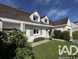 House in Feucherolles (78810)