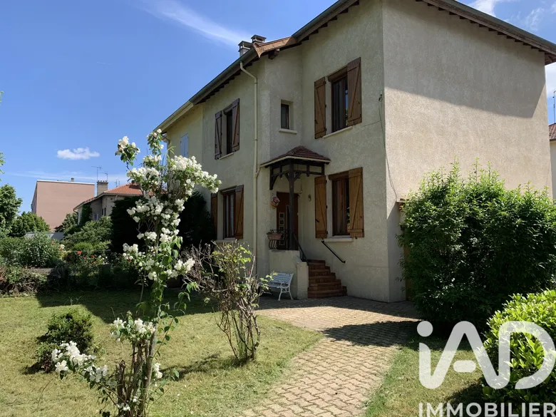 Maison 3 pièces 70 m² · à Saint-Chamond · 70 m² · 168 500 €