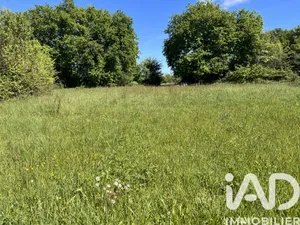 Terrain à bâtir à Charroux (86250)