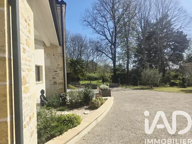 Architectural house in Prayssac (46220)