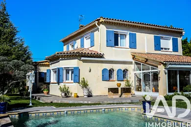 Maison à Rochefort-du-Gard (30650)