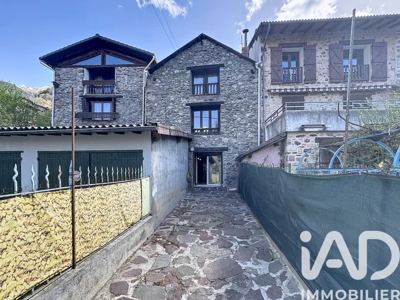 Maison 4 pièces 102 m² · à Valdeblore · 102 m² · 155 000 €