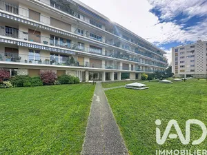 Apartment in Melun (77000)