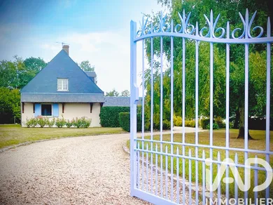 Traditional house in Traînou (45470)