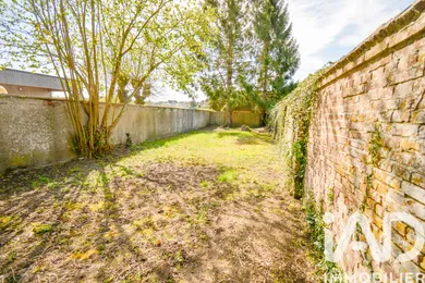 Townhouse in Forges-les-Eaux (76440)