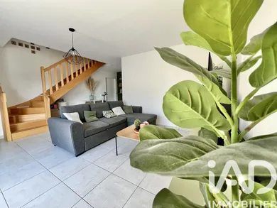 House in Longuenée-en-Anjou (49770)