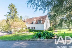 Traditional house in Mantes-la-Ville (78711)