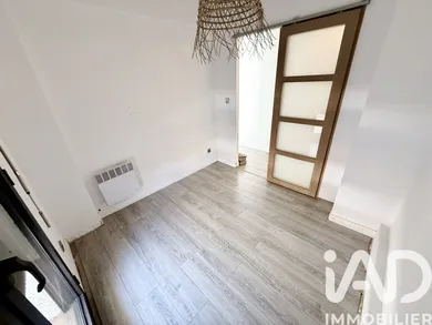 Apartment in Roquefort-la-Bédoule (13830)