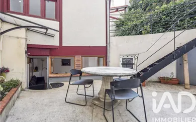 Apartment in Paris (75016)