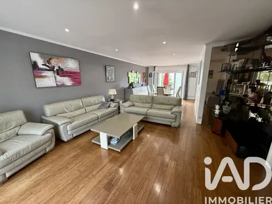 House in Neuilly sur Marne (93330)
