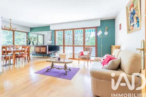 Apartment in Brunoy (91800)