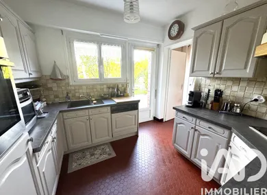 Maison à Combs-la-Ville (77380)