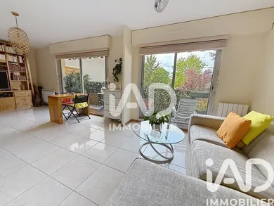 Apartment in Maisons-Laffitte (78600)
