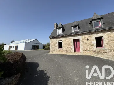 Maison à Ploumilliau (22300)