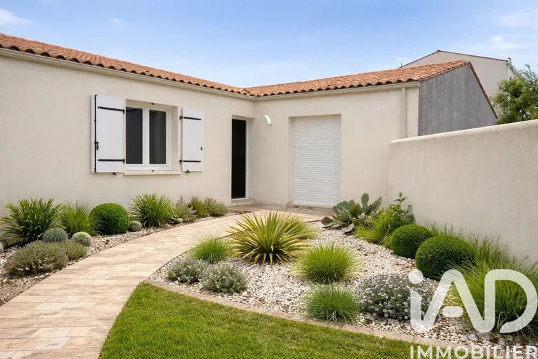 Maison 4 pièces 117 m² · à Saint-Christophe · 117 m² · 287 000 €