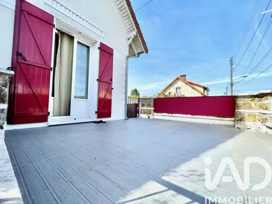 Detached house in Villeneuve-le-Roi (94290)