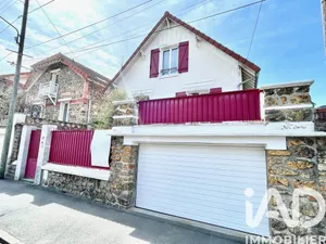 Detached house in Villeneuve-le-Roi (94290)