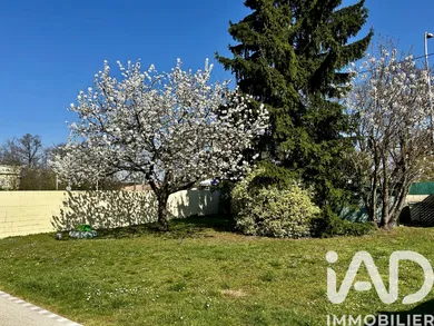 House in Villecresnes (94440)