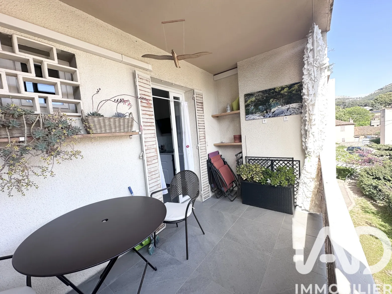 Vente appartement à Cassis (13260) : appartement 2 pièces 50 m² - 1997973 — 2