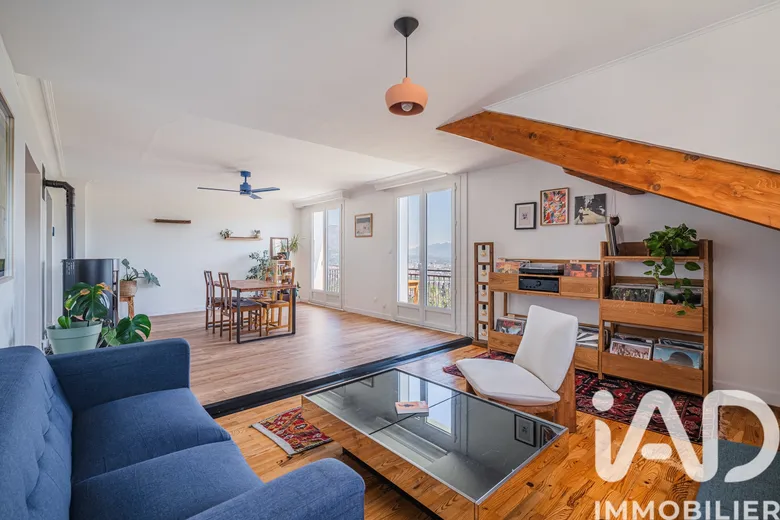 Appartement 5 pièces 120 m² · à Seyssins · 120 m² · 400 000 €