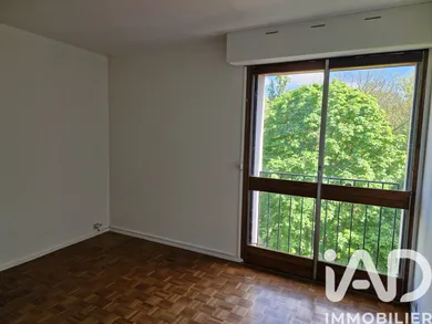 Apartment in Viry-Châtillon (91170)