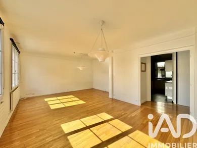 Apartment in Issy-les-Moulineaux (92130)