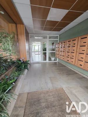 Apartment in Sens (89100)