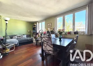 Apartment in Nanterre (92000)