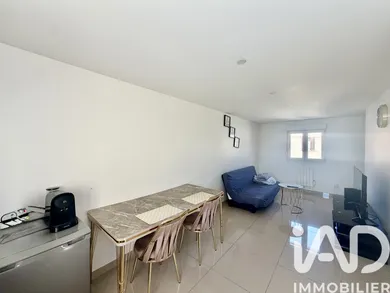 Immeuble à Meaux (77100)