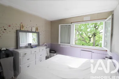 Apartment in Verneuil-sur-Seine (78480)