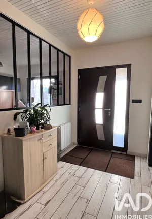 House in Saint-Denis-de-Pile (33910)