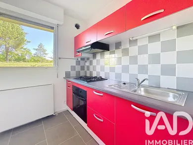 Apartment in Angoulême (16000)