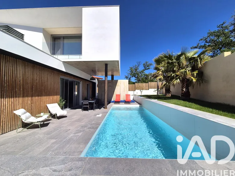 Maison 6 pièces 206 m² · à Perpignan · 206 m² · 713 000 €