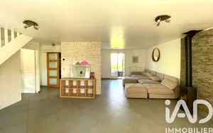 Pavillon à Lisses (91090)