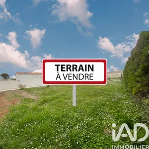 Terrain à bâtir à Vérines (17540)