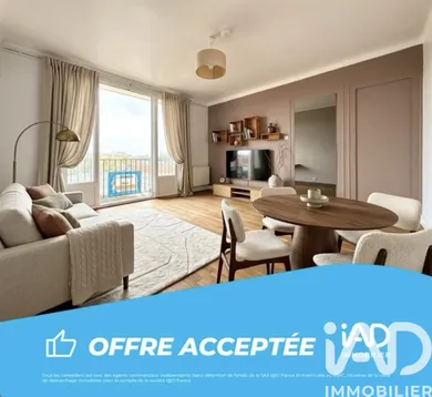 Apartment in Nantes (44300)