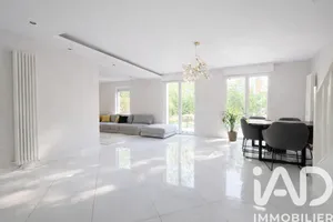 Maison traditionnelle à Athis-Mons (91200)