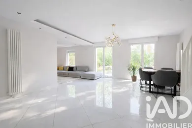 Maison traditionnelle à Athis-Mons (91200)