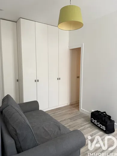 Apartment in Paris (75011)
