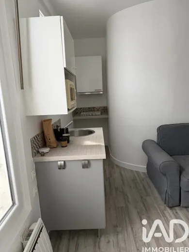 Apartment in Paris (75011)