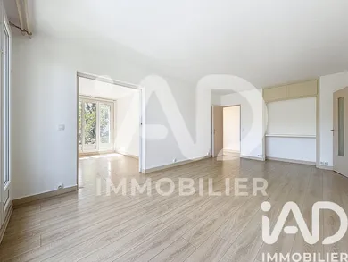 Apartment in Maisons-Laffitte (78600)