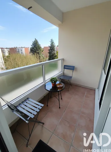 Apartment in Écouen (95440)