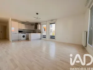 Apartment in Drancy (93700)