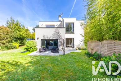 Maison d'architecte à Montmorency (95160)