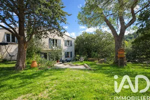 Mansion in Plan-d'Aups-Sainte-Baume (83640)