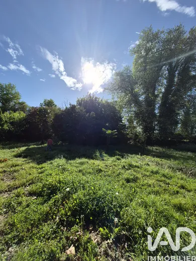 Land in Saint-Médard-d'Eyrans (33650)