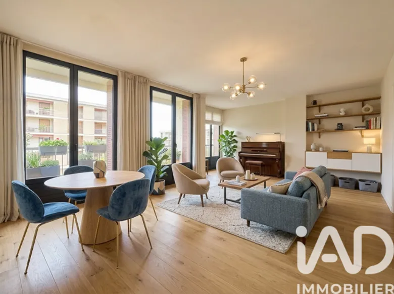 Appartement 4 pièces 92 m² · à Marseille · 92 m² · 300 000 €