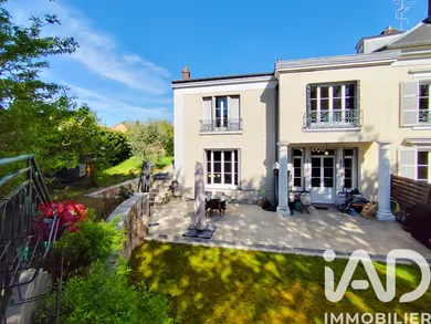 Duplex à Pontoise (95300)